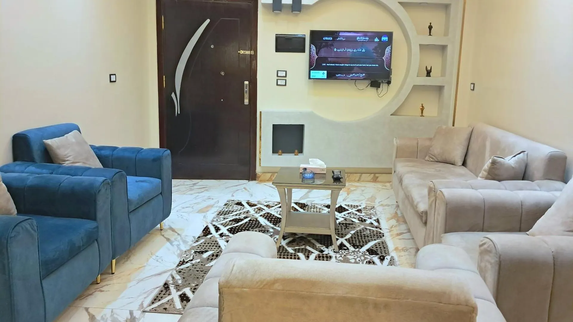 Al-Fayrouz Palace Apartment Luxor 0*,  Egypt