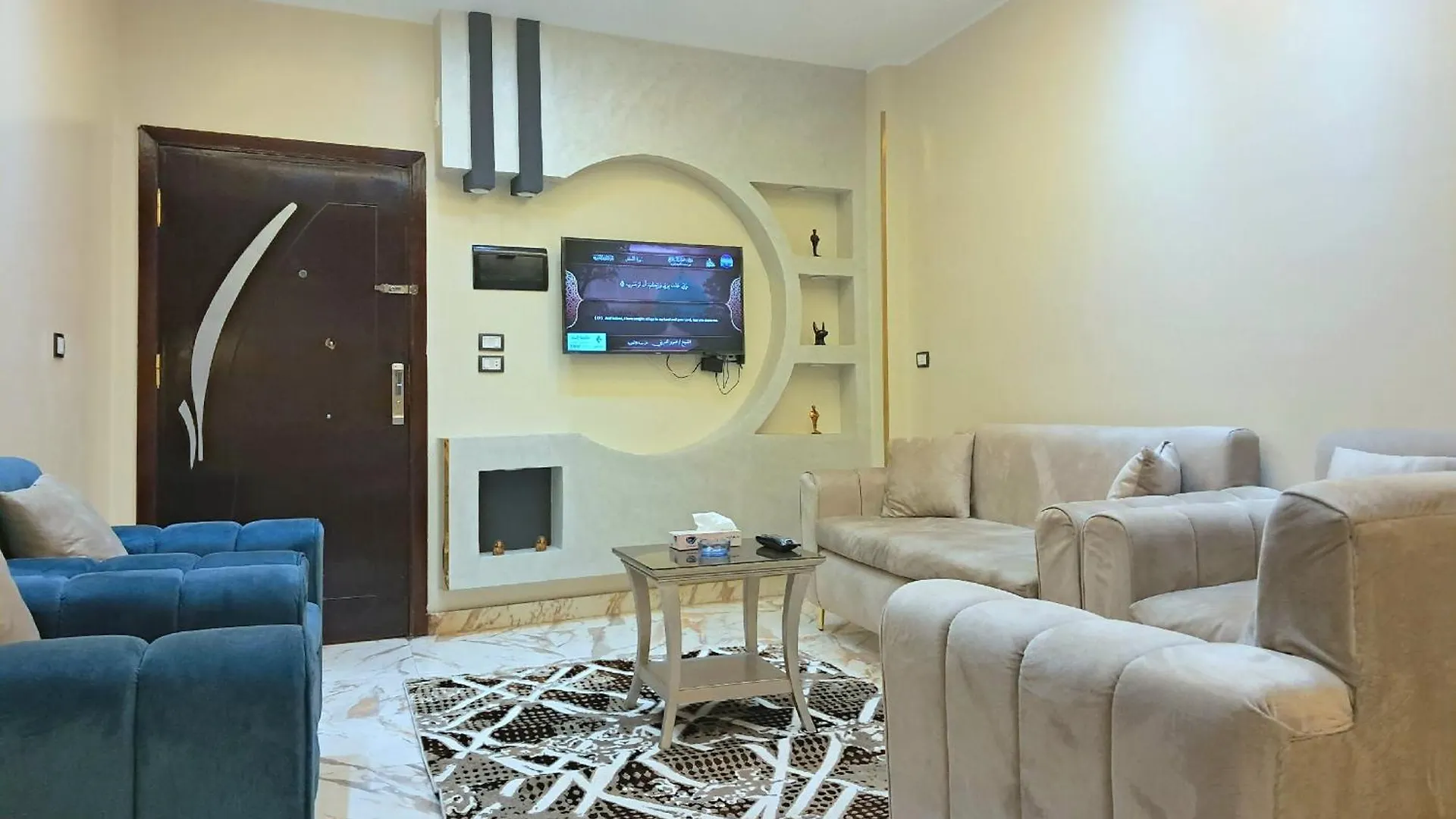 Al-Fayrouz Palace Apartment Luxor 0*,  Egypt