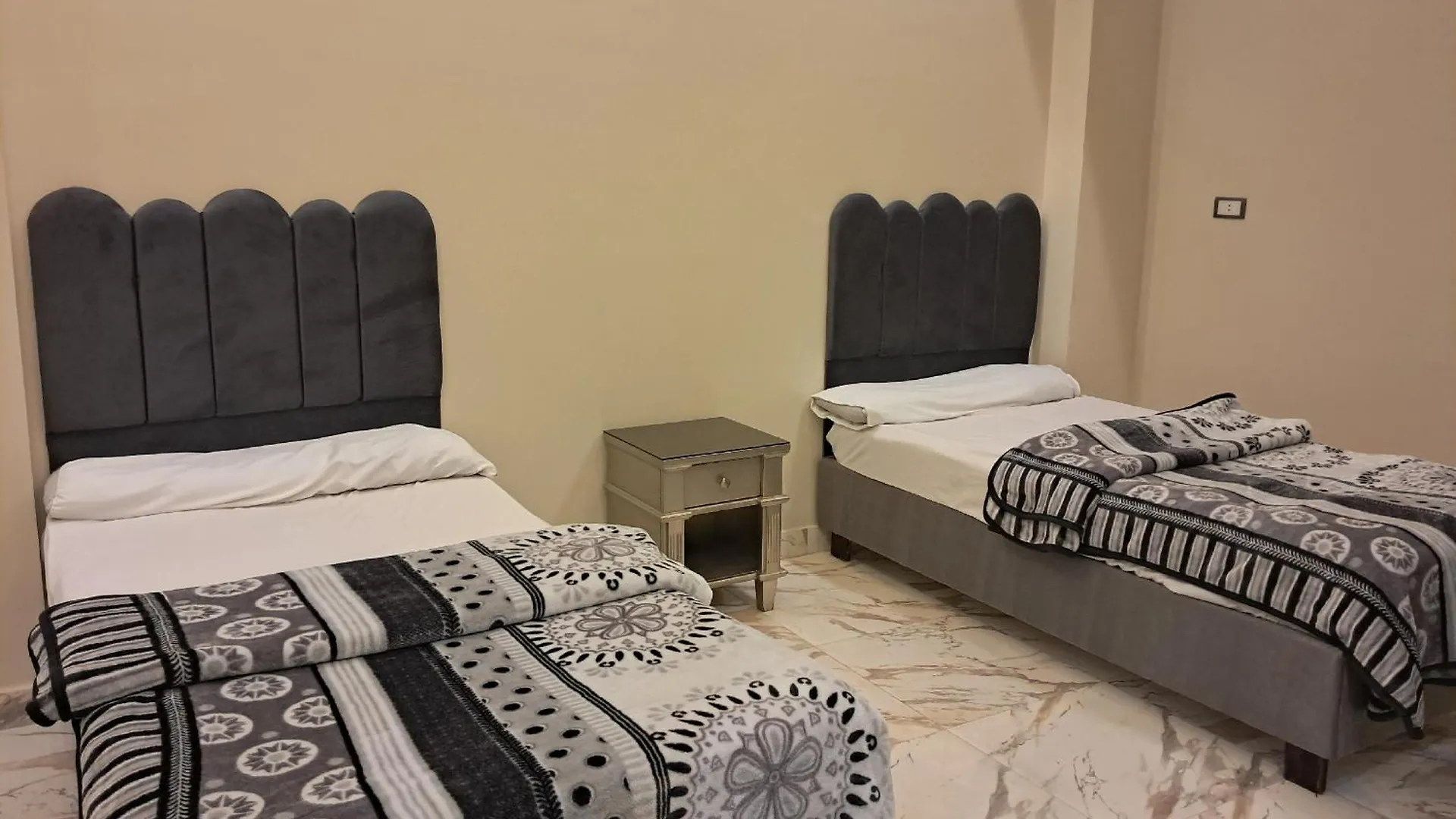 Al-Fayrouz Palace Apartment Luxor
