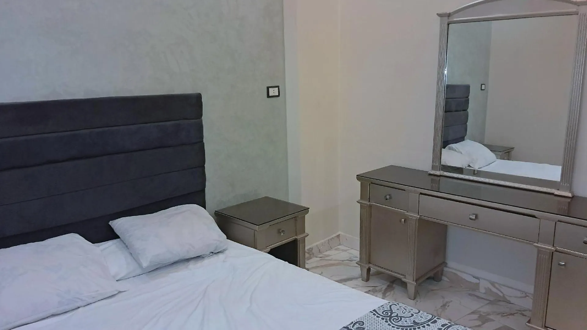 Al-Fayrouz Palace Apartment Luxor 0*,